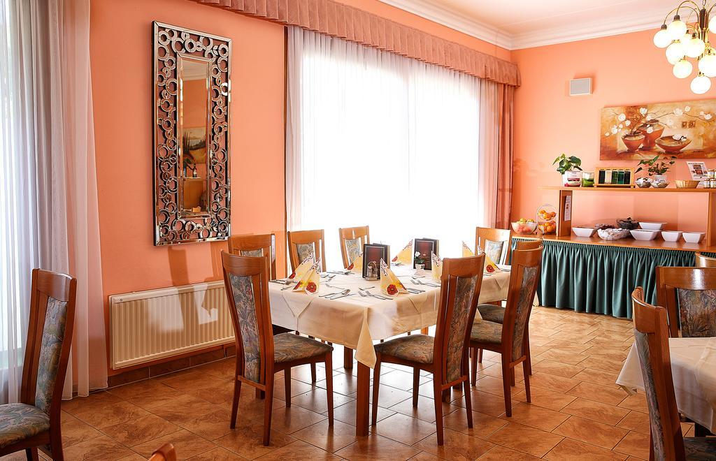 Strandhotel Orchidee Санкт-Канциан Экстерьер фото